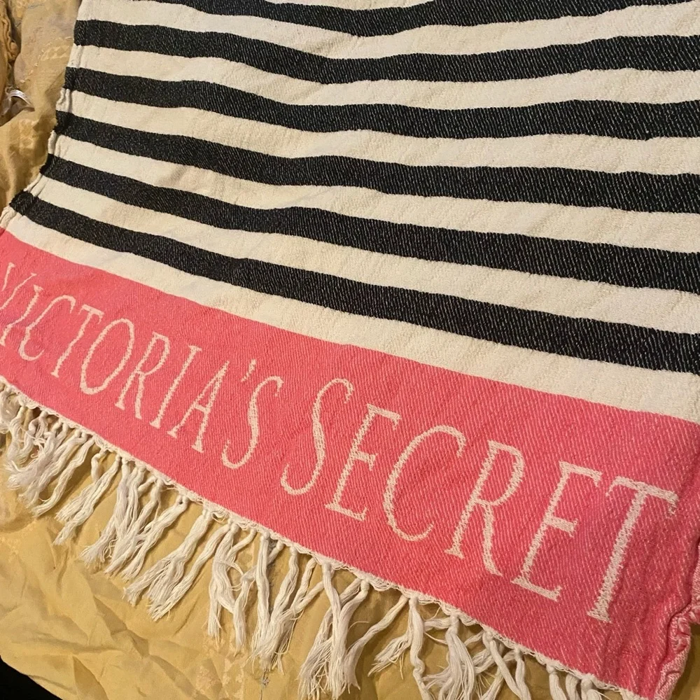 Victoria Secret Pink White Black Striped Fringe Beach Towel